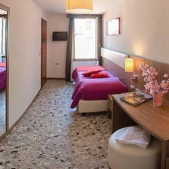 Hotel Il Moro Di Venezia 2*, Venice Italy